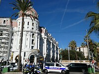P1004883
