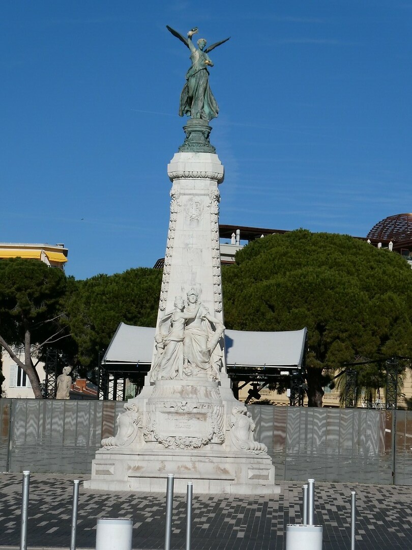 P1004886