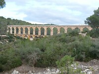 Romeins aquaduct = Pont del Diable
