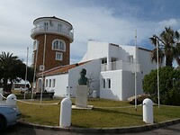 De vuurtoren van Almerimar