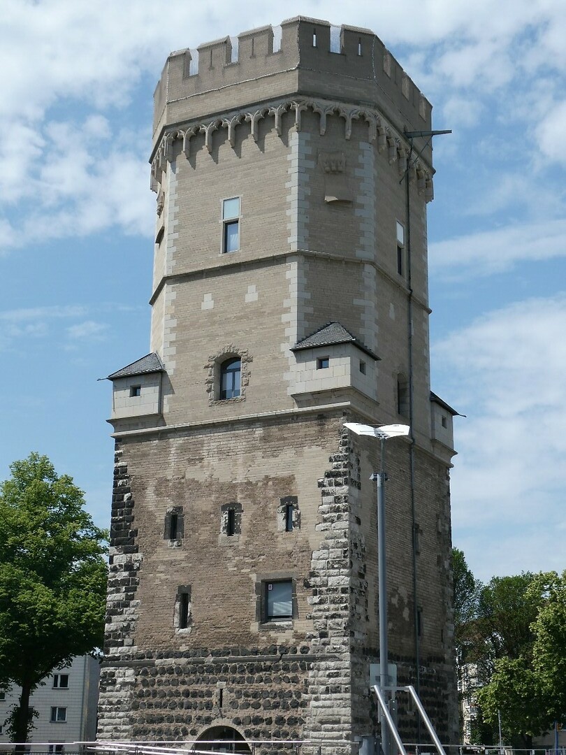 P1007796