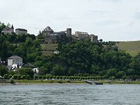 P1007946