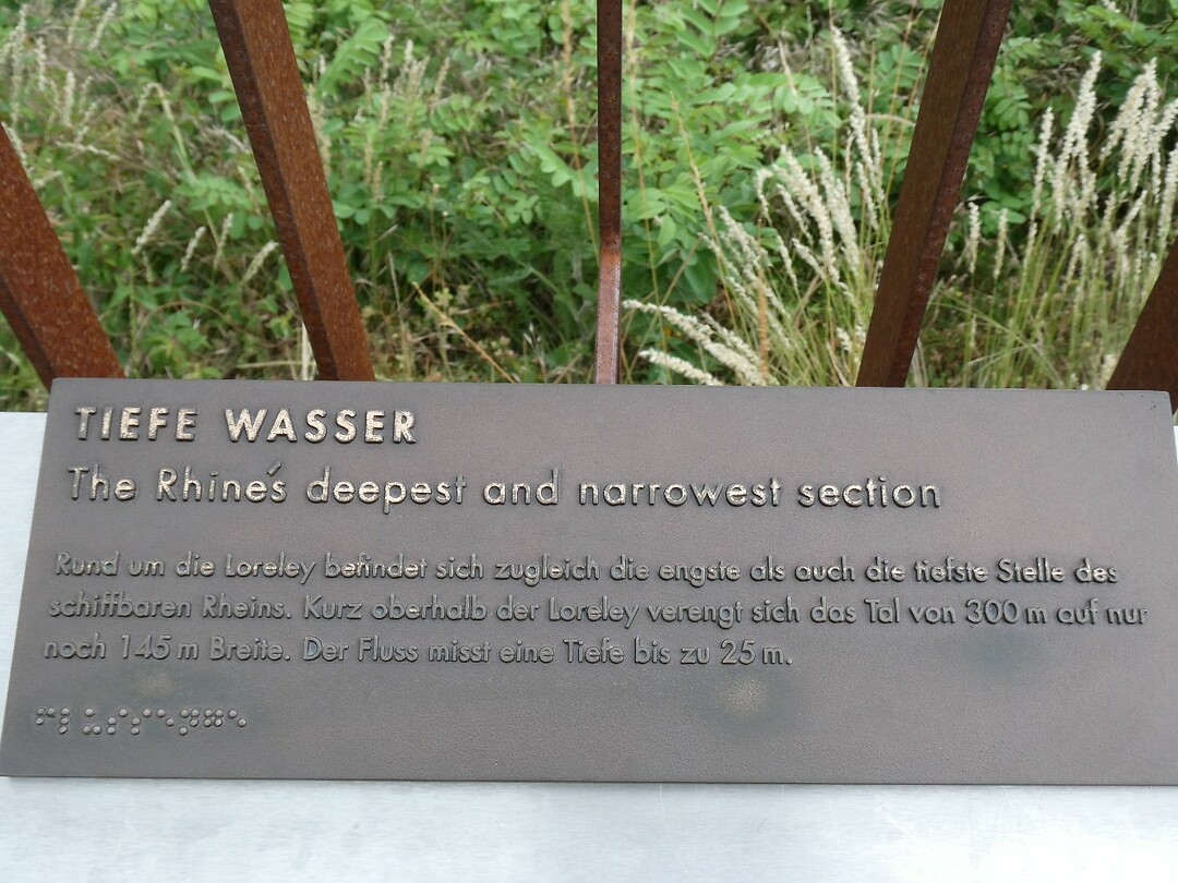 P1007975