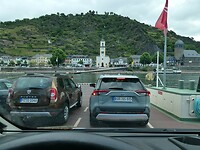 Met het veerpontje over de Rijn onderweg naar Rüdesheim.