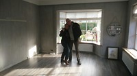 Thuis zijn ze druk aan het verhuizen