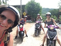 Scooteren in Pai