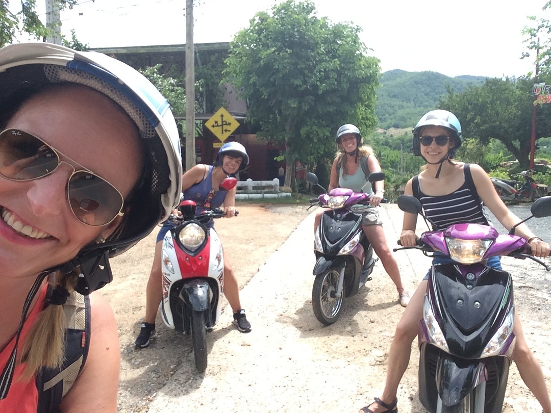 Scooteren in Pai