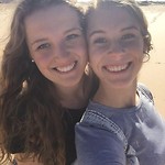 Met Berber op het strand