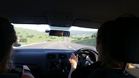 Ik aan het autorijden naar Port Elizabeth