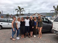 Met Maurice de taxichauffeur!