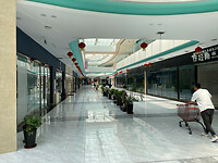2023-06-01_010-Boodschappen doen, zo groot, zo veel keus