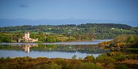 27. Doe castle