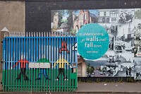 31. Poort bij Vredesmuur Belfast