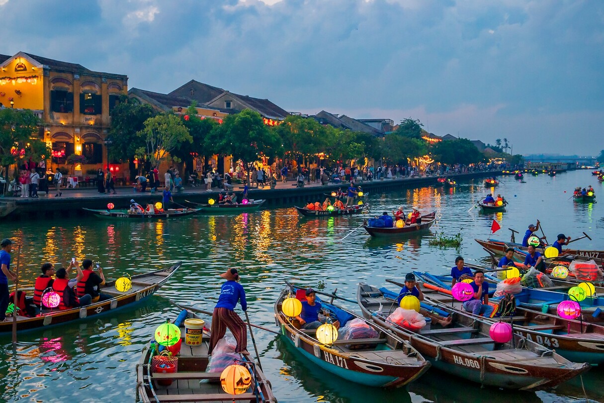 Boten Hoi An