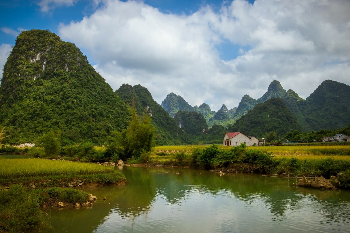 49. Phong Nam vallei