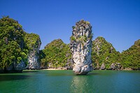 63. Lan Ha baai