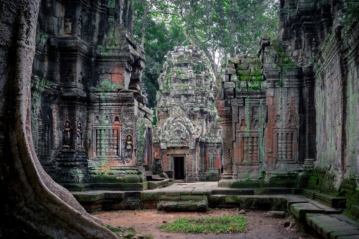 32. Ta Prohm