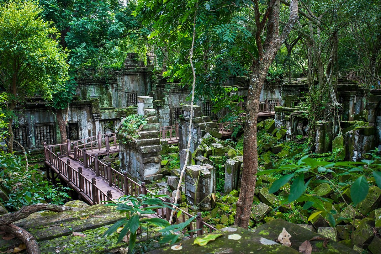 67. Beng Mealea