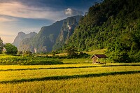 35. Vang Vieng
