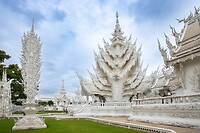 5. Wat Rong Khun 