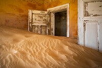 34. Kolmanskop