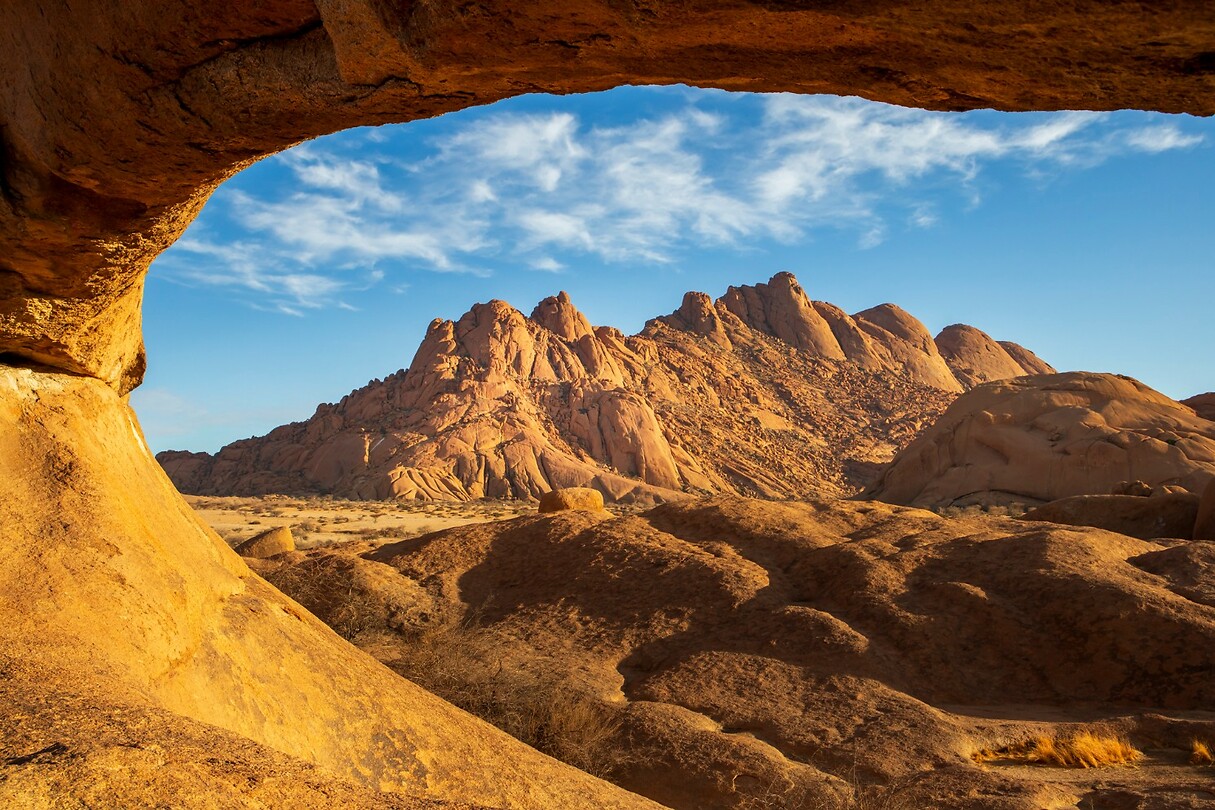 75. Spitzkoppe
