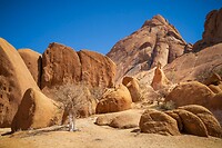 78. Spitzkoppe