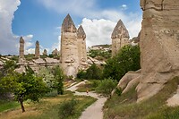 24. Zemi valley