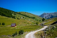 26.  Weg naar Lukomir