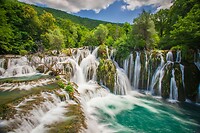 50. Great Una waterval