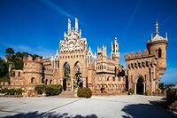 4. Castillo de Colomares