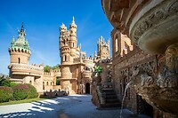 6. Castillo de Colomares