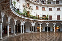 28. Plaza del Cabildo