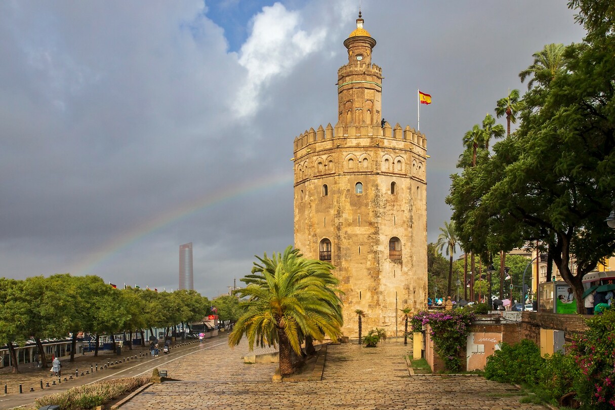 32. Torre del Oro