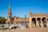 68. Plaza España