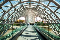 3. Vredesbrug Tbilisi