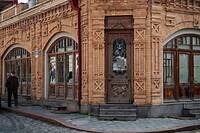 70. Gori