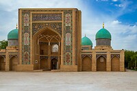 6. Hazrati Iman moskee