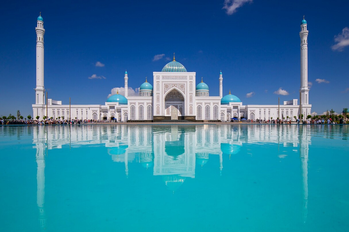 24. Imam al Bukhari complex 