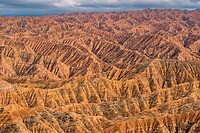 23. Aksay canyon