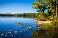 1. Hardy Lake