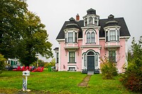 84. Lunenburg
