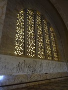 In het monument