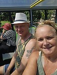 Samen zweten in de bus