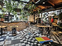 Café in 100 wasserhaus