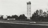 Oude foto van rijksweg 1 met op de achtergrond Pactolan
