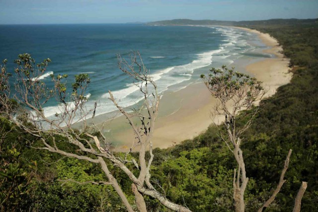 Het uitzicht onderweg naar de vuurtoren van Byron Bay