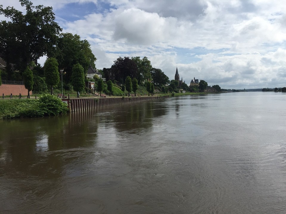 Over de Maas