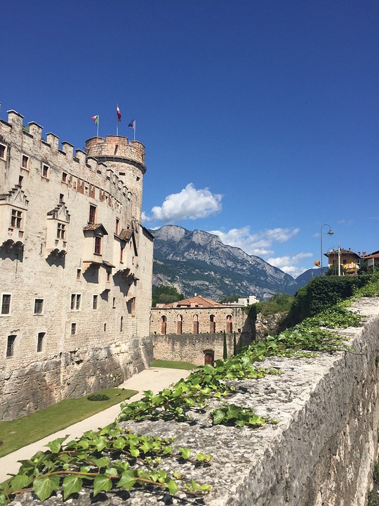 Castello