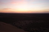 Zicht op het zoutmeer in de Dasht - e - Kevir.